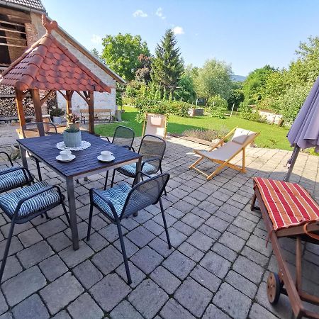 Charming Village House With Patio And Garden Slovenske Konjice Buitenkant foto