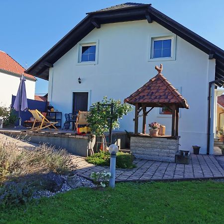 Charming Village House With Patio And Garden Slovenske Konjice Buitenkant foto